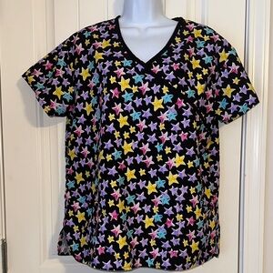 I 🤍Scrubs Colorful Star Print V-Neck Top Size Large